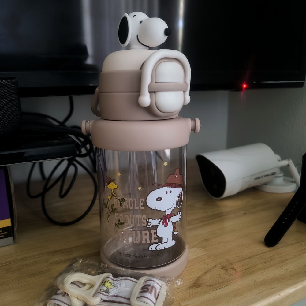 SNOOPY 650ml Snoopy Scout Bottle With Straw and Strap